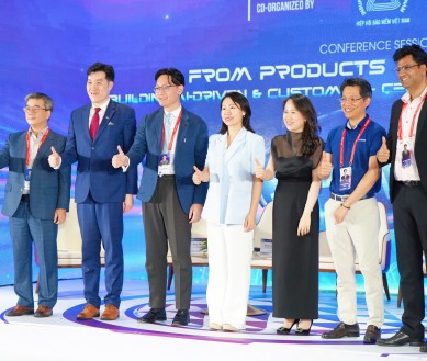 OMIGROUP GIỚI THIỆU OMIKG TẠI VIETNAM INSURANCE SUMMIT 2026, ĐƯA AI VÀ Y HỌC THỰC CHỨNG VÀO BẢO HIỂM SỨC KHỎE CÁ